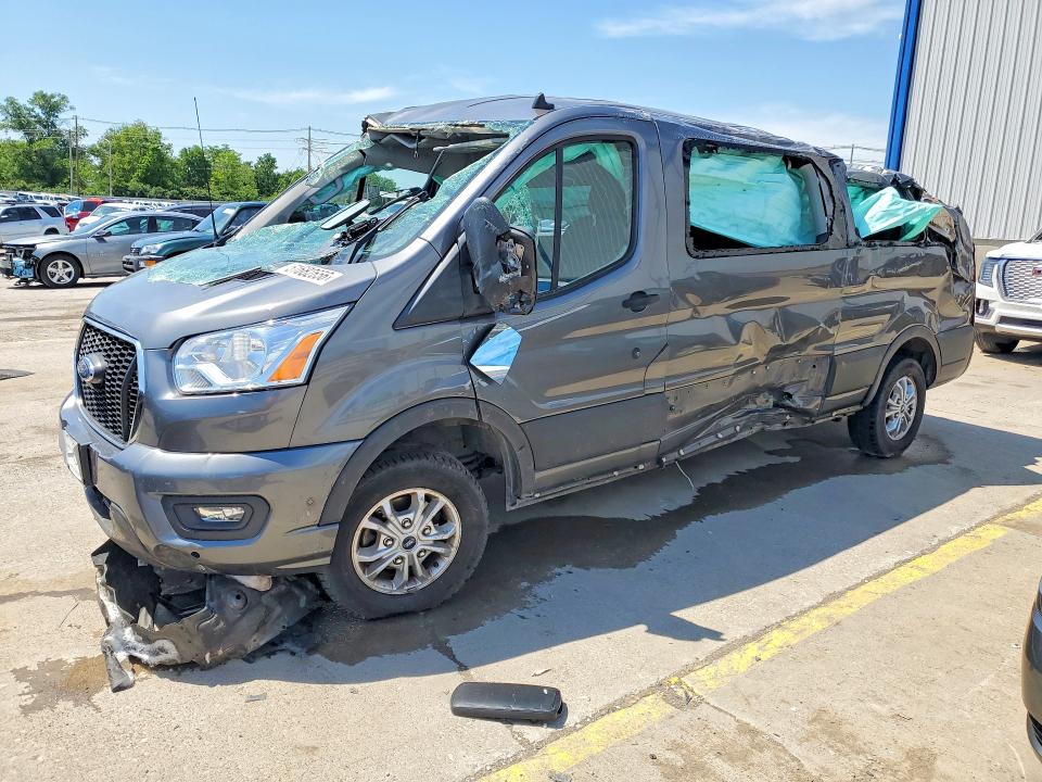 1FBAX2Y8XMKA15237