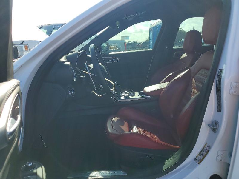 ZARFAMBN1P7676374