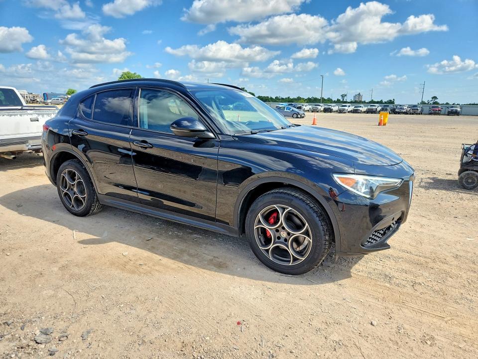 ZASFAKPNXJ7B85520