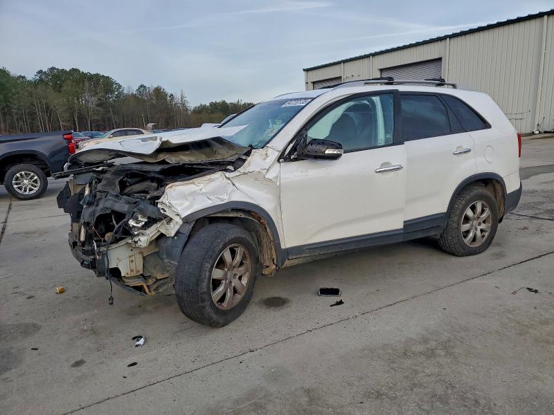 2011 KIA SORENTO BA — VIN 5XYKT4A18BG165418