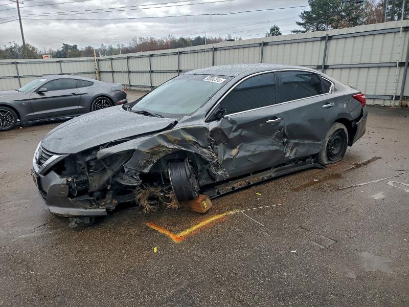 2017 NISSAN ALTIMA — VIN 1N4AL3APXHN331035