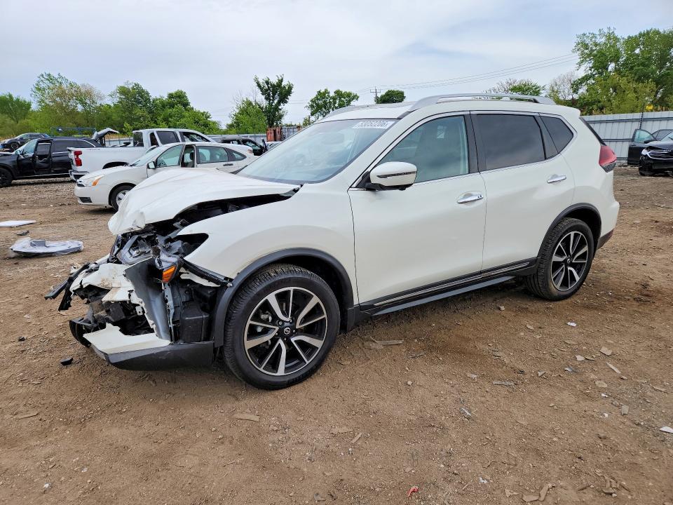 2018 NISSAN ROGUE — VIN JN8AT2MV0JW324677
