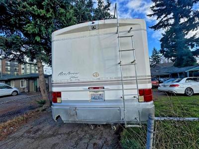 3FCMF53S2XJA04490