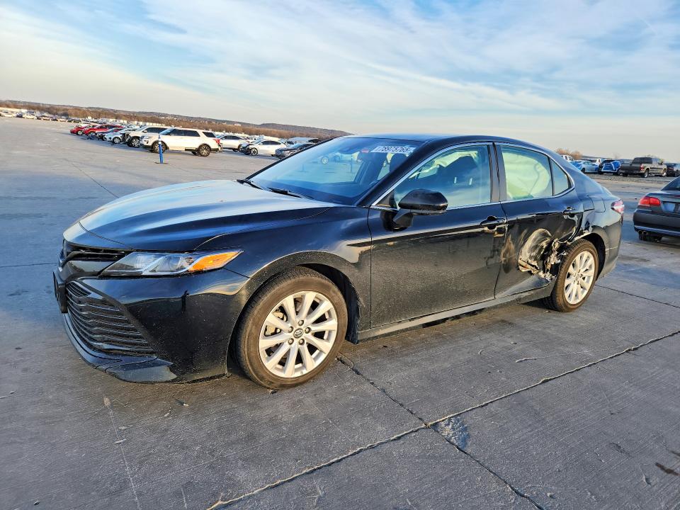 2019 TOYOTA CAMRY — VIN 4T1B11HK6KU281908
