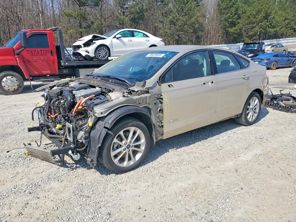 2019 FORD FUSION — VIN 3FA6P0LU7KR243642