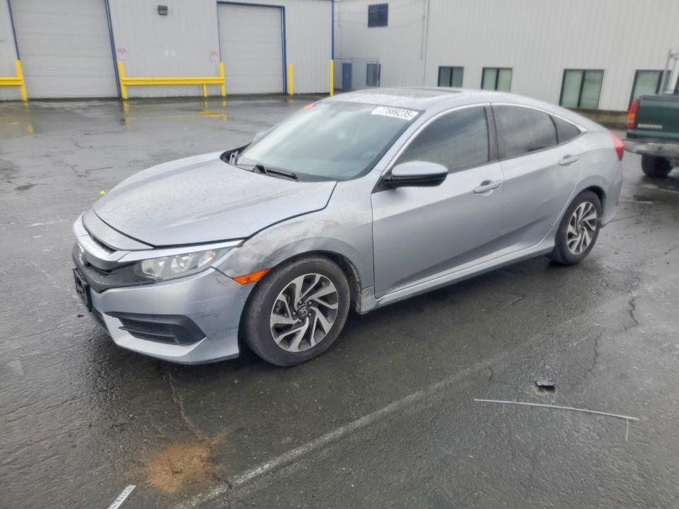 2016 HONDA CIVIC — VIN 19XFC2F73GE231168