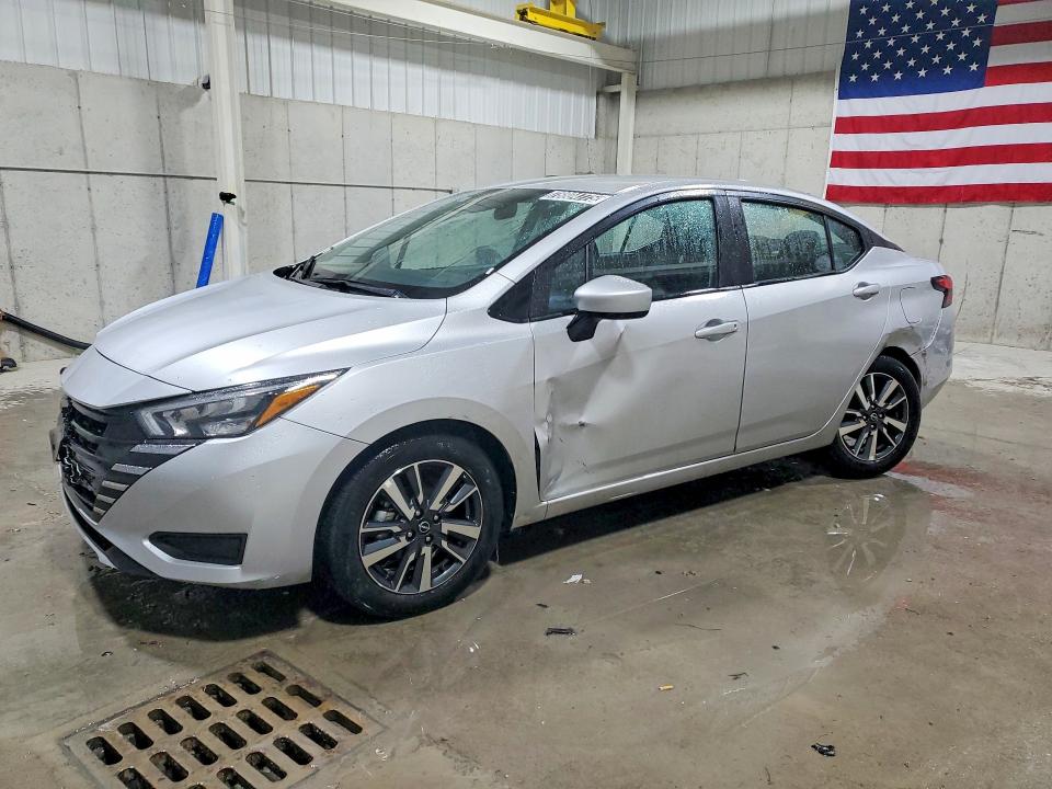 2025 NISSAN VERSA — VIN 3N1CN8EV2SL846382