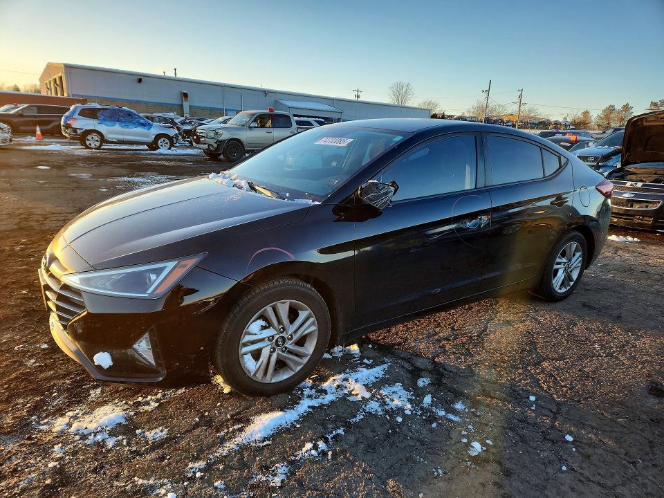 2019 HYUNDAI ELANTRA SE — VIN KMHD84LF5KU852675