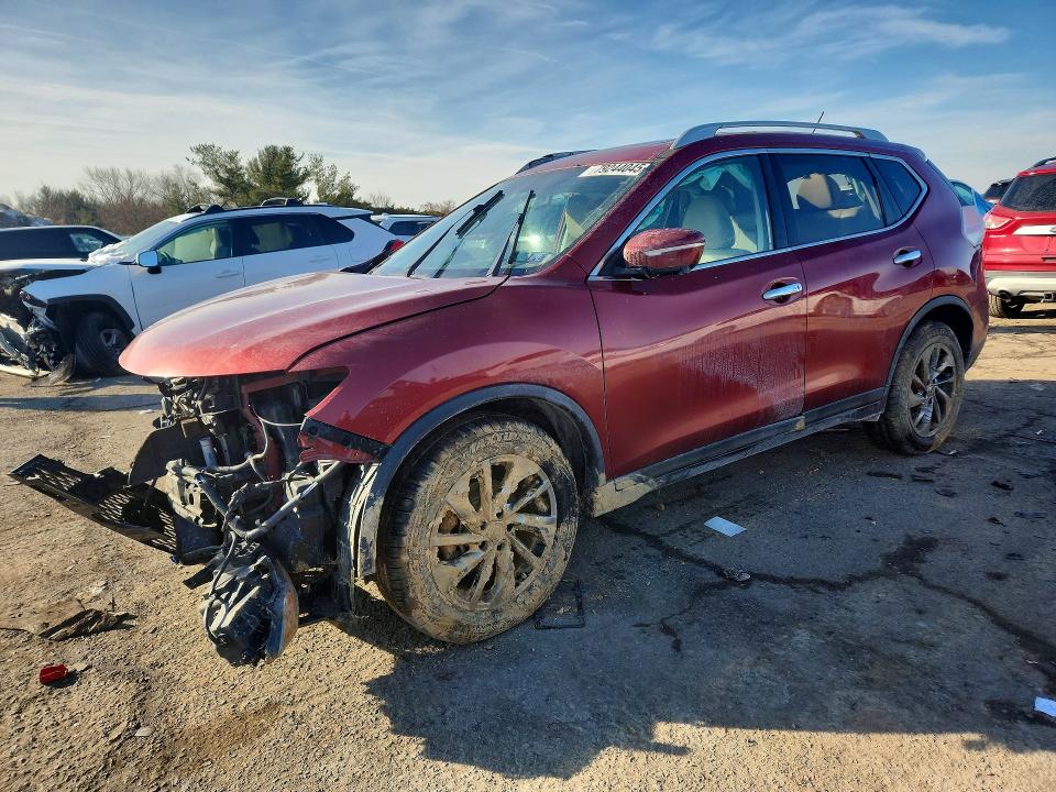 2015 NISSAN ROGUE — VIN 5N1AT2MV5FC875722