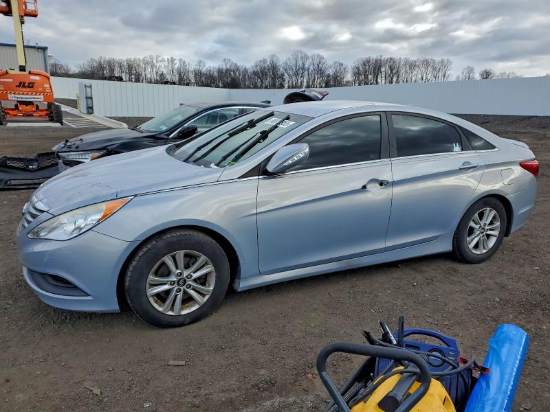 2014 HYUNDAI SONATA GLS — VIN 5NPEB4AC0EH888419