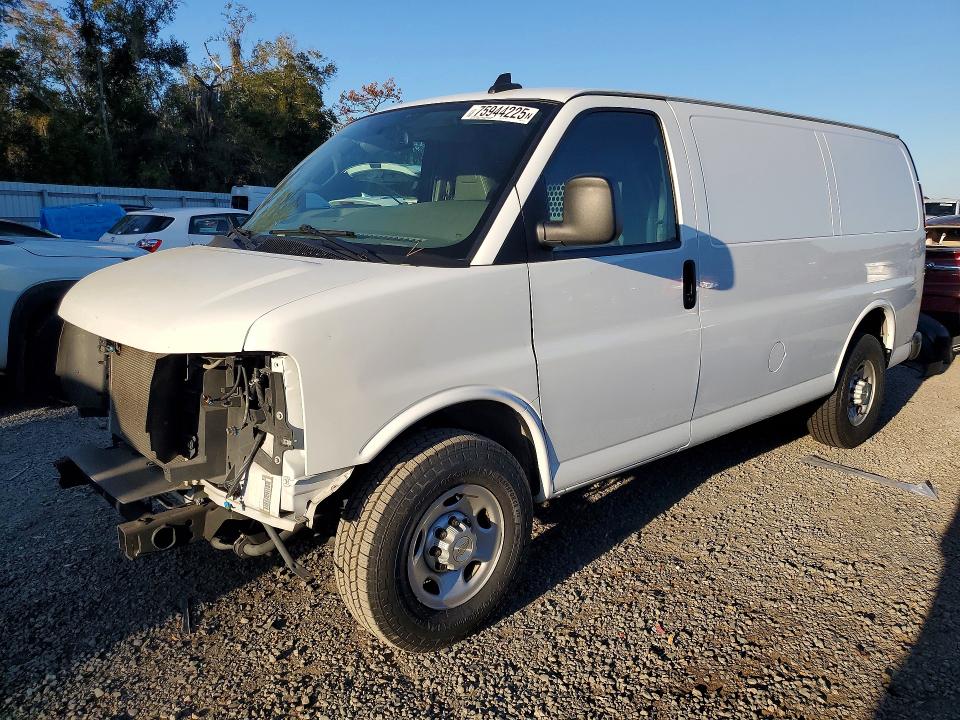 2023 CHEVROLET EXPRESS 25 — VIN 1GCWGAFP1P1212121