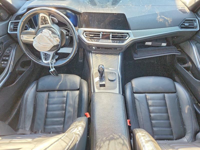 WBA5R1C52KAE81617