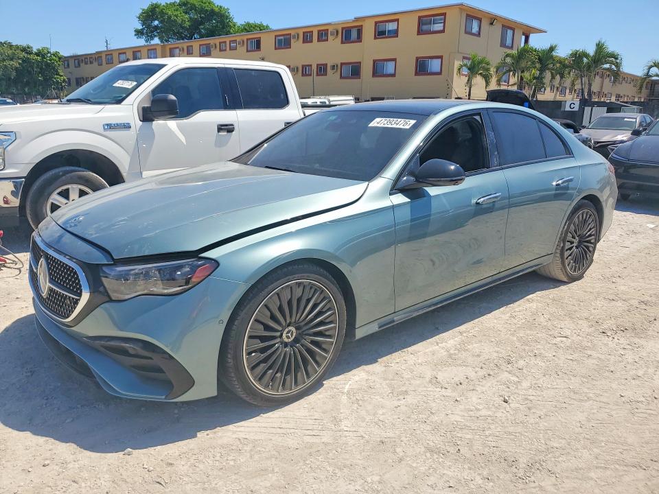 W1KLF4HB5RA067425