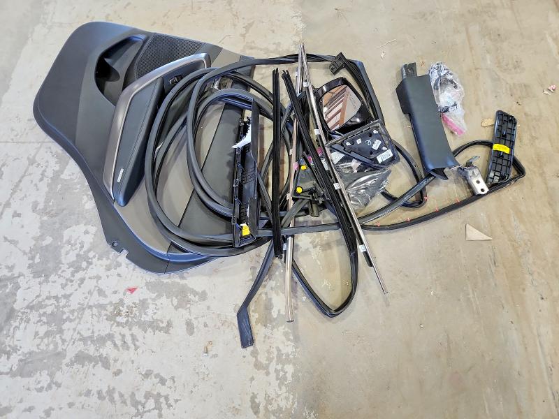 5NMZT3LBXJH075240