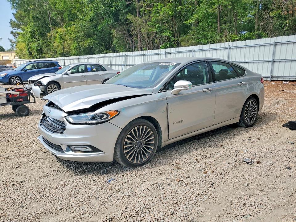 3FA6P0RU8HR250521