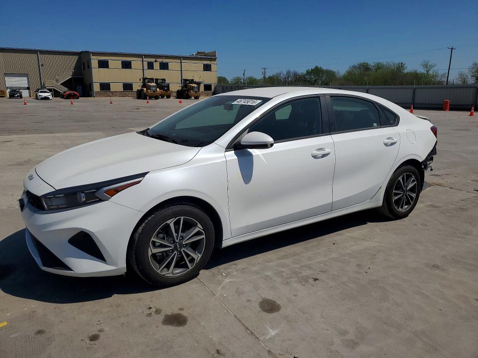 2024 KIA FORTE — VIN 3KPF24AD9RE732998