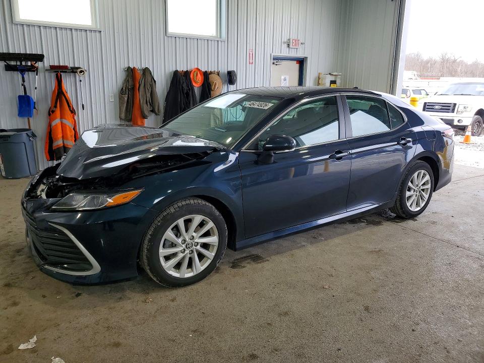 2021 TOYOTA CAMRY — VIN 4T1C11AK0MU601192