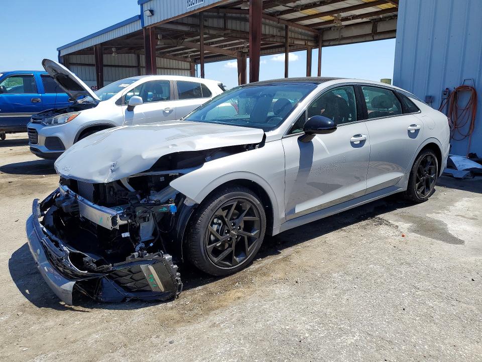 KNAG64J77T5445520