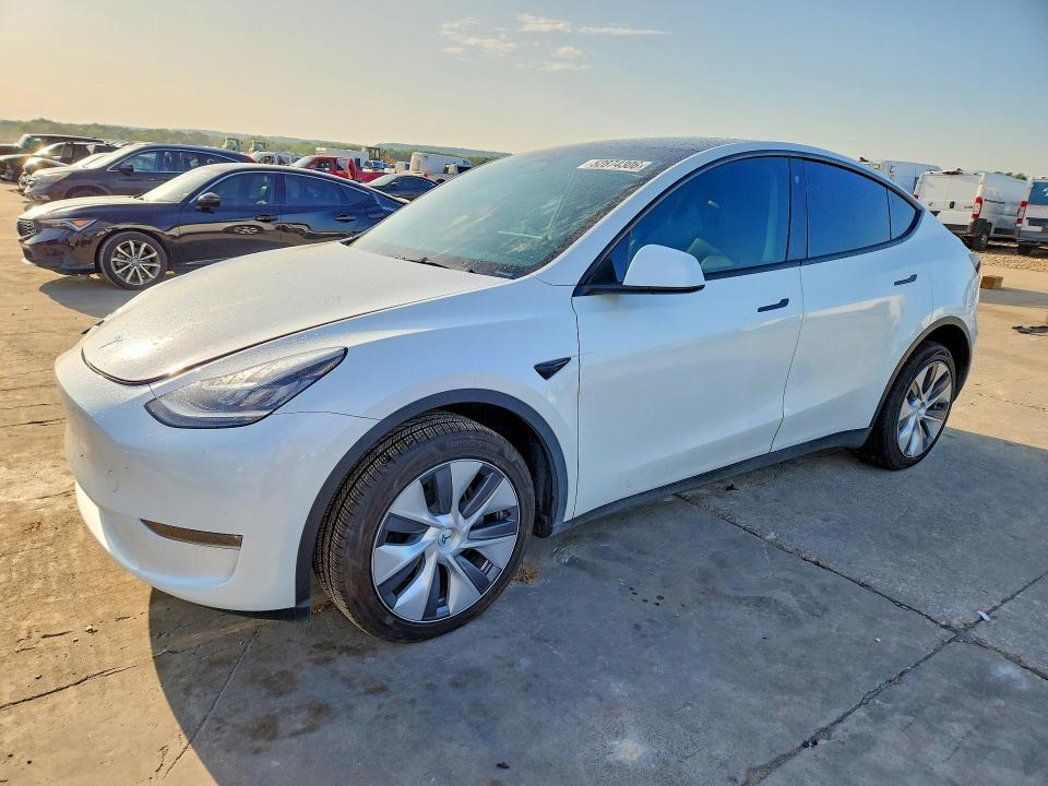 2023 TESLA MODEL Y — VIN 7SAYGDEE7PA079088