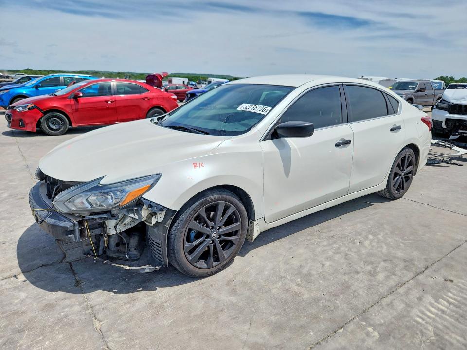 2018 NISSAN ALTIMA — VIN 1N4AL3AP5JC275068