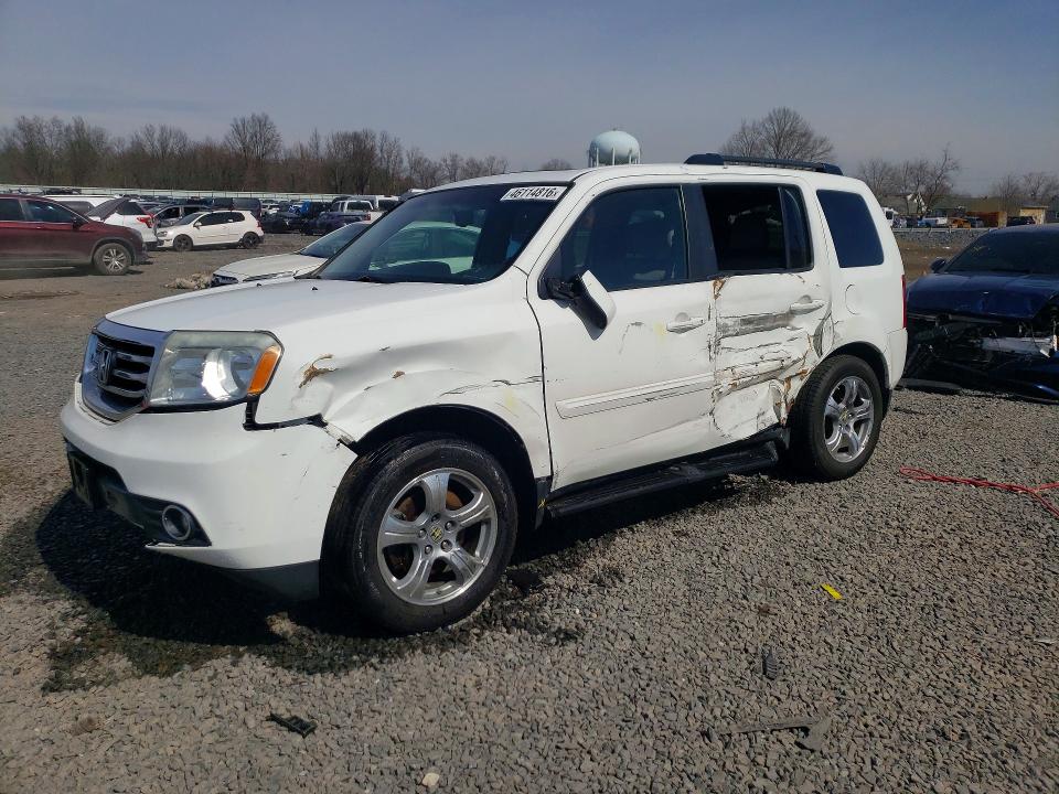 2015 HONDA PILOT — VIN 5FNYF4H77FB009220