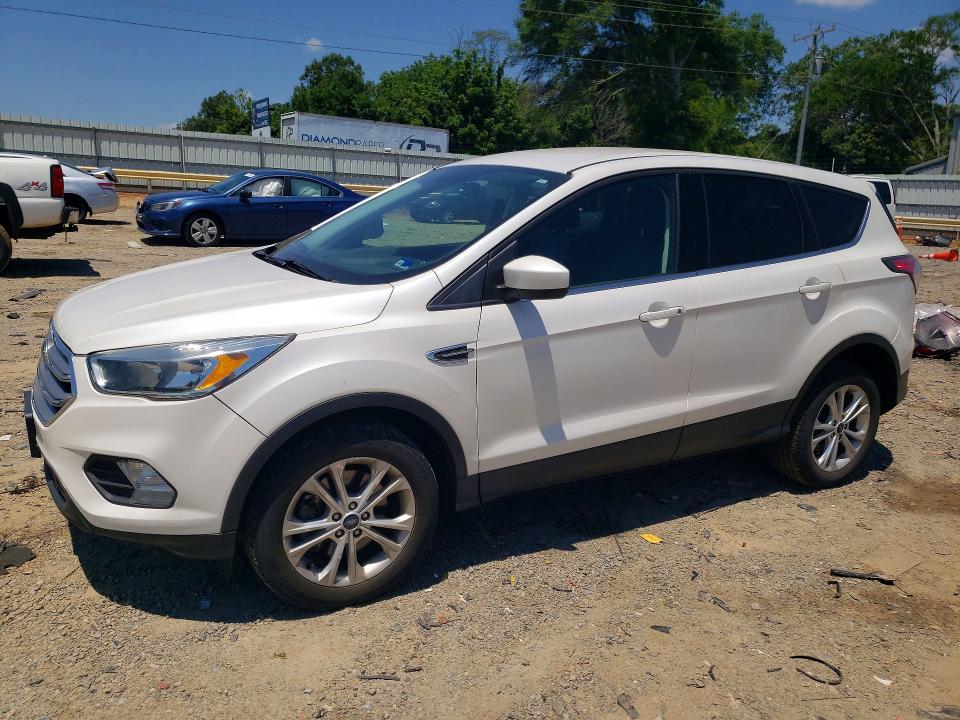 2017 FORD ESCAPE — VIN 1FMCU0G91HUB37468
