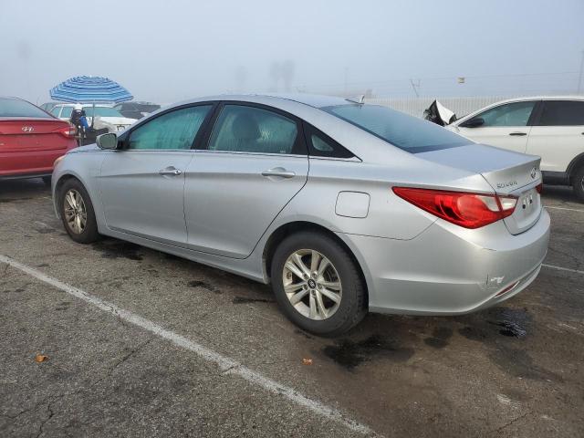 5NPEB4AC5DH520008