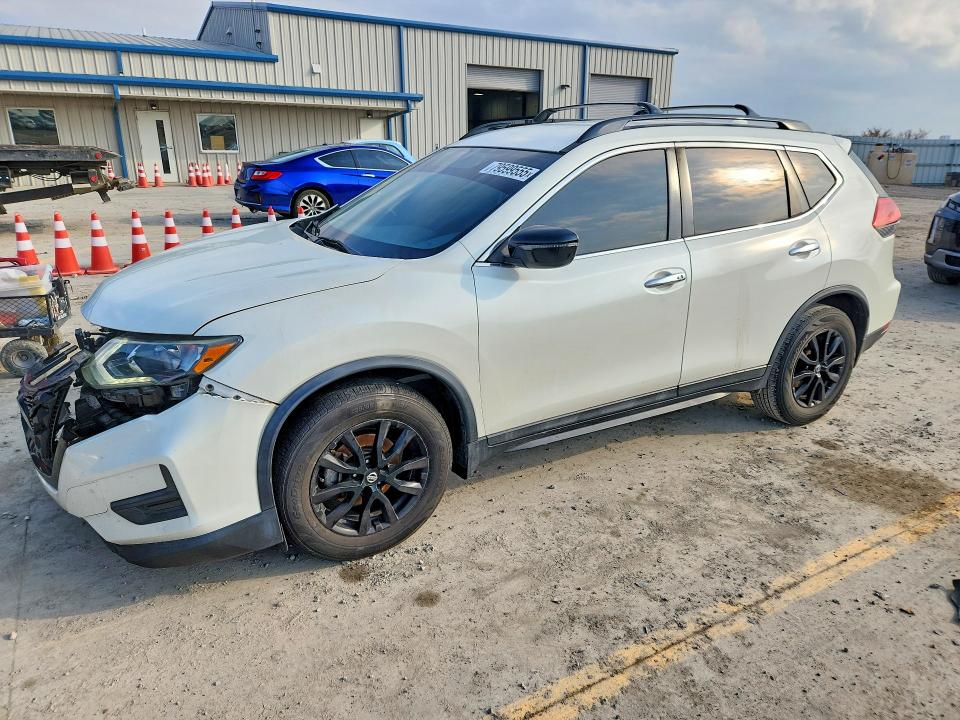 2018 NISSAN ROGUE — VIN 5N1AT2MT8JC761222