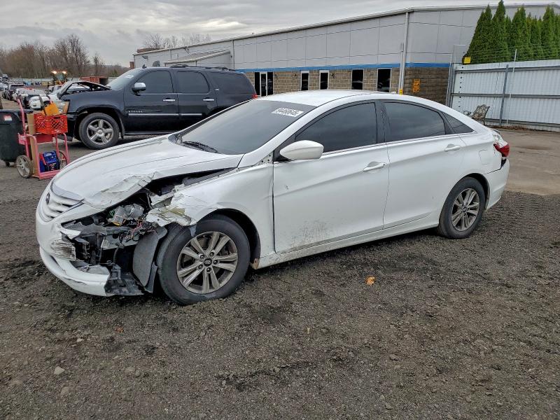 2013 HYUNDAI SONATA GLS — VIN 5NPEB4AC5DH686402