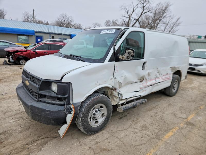 2016 CHEVROLET EXPRESS G2500 — VIN 1GCWGAFF0G1199921