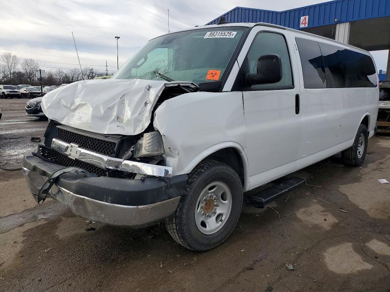 2019 CHEVROLET EXPRESS G3500 — VIN 1GAZGPFG3K1168060