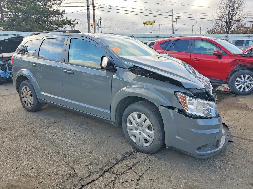 3C4PDCAB5KT751377