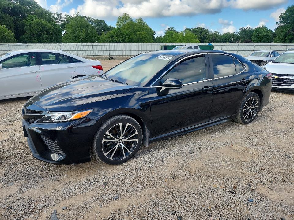 2019 TOYOTA CAMRY — VIN 4T1B11HK5KU698033