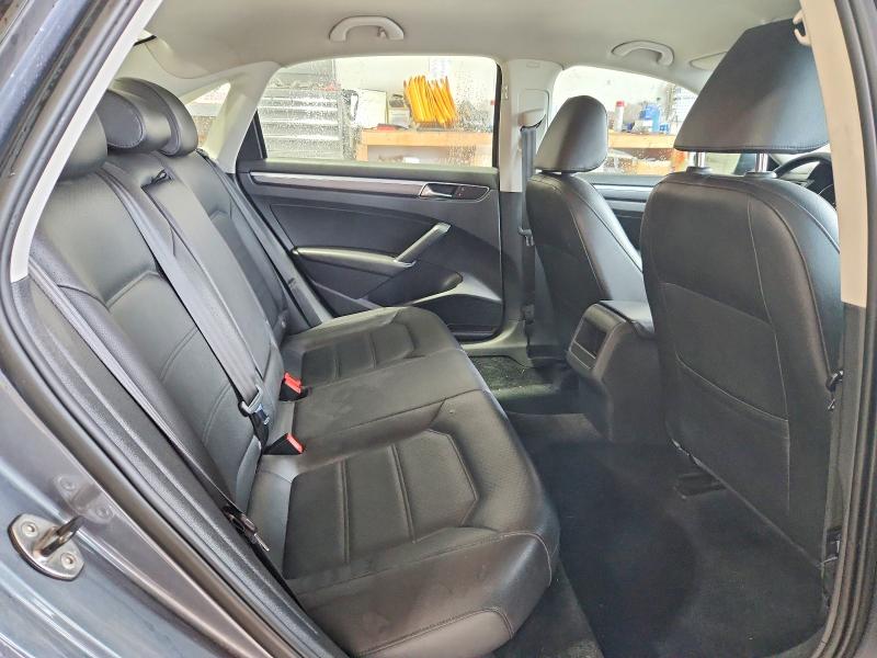 1VWDT7A34HC035142