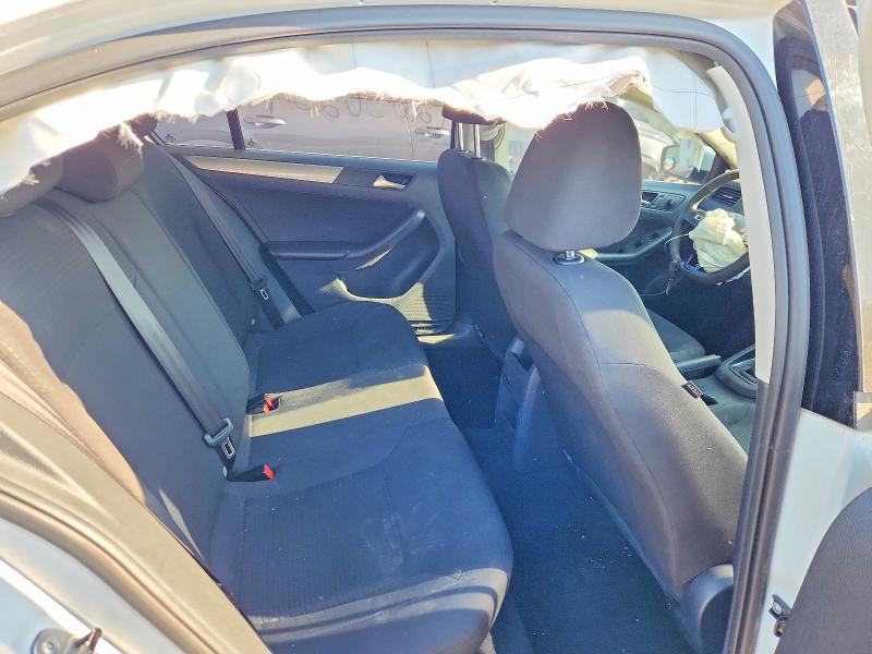 3VW2K7AJ3FM214972