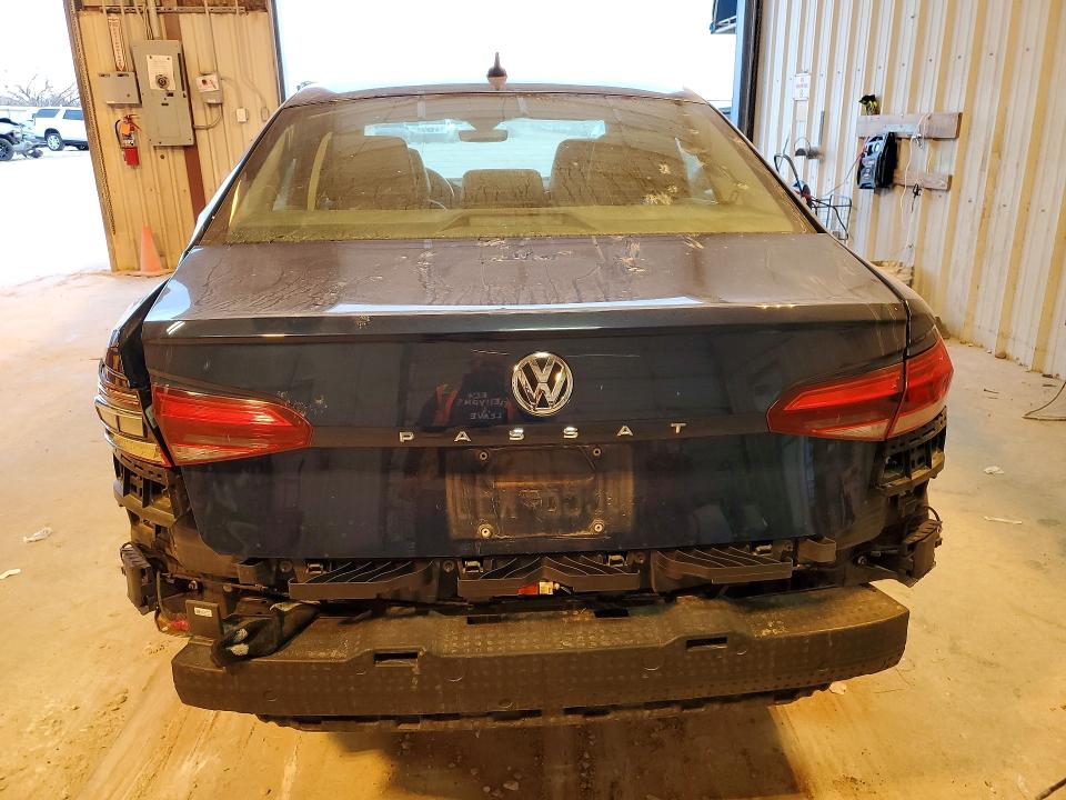 1VWSA7A31LC009636