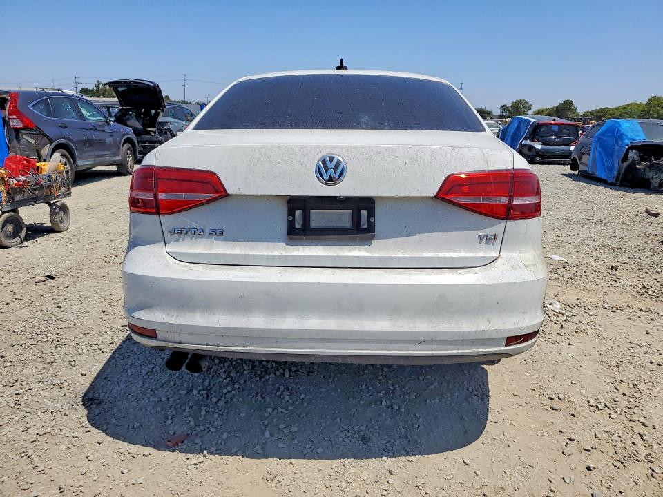 3VWD17AJ1FM334734