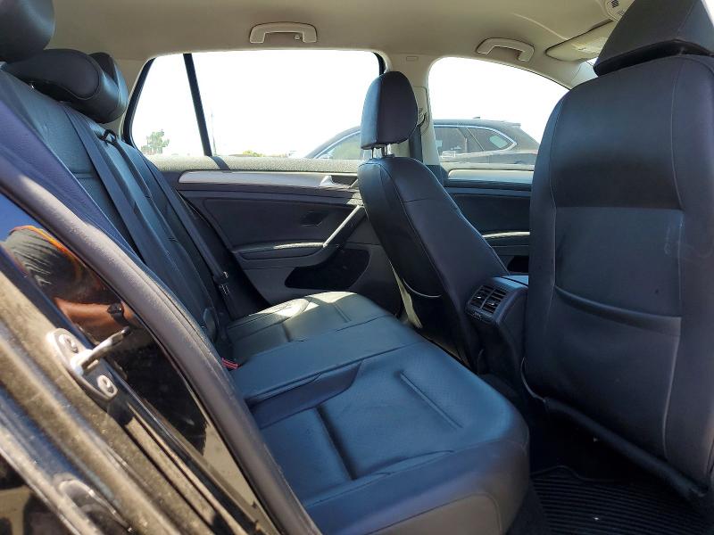 3VW2A7AU1FM047640