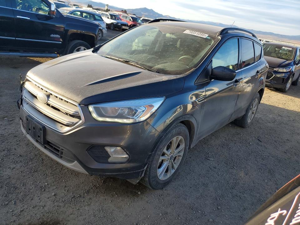 2017 FORD ESCAPE — VIN 1FMCU9G9XHUD54523