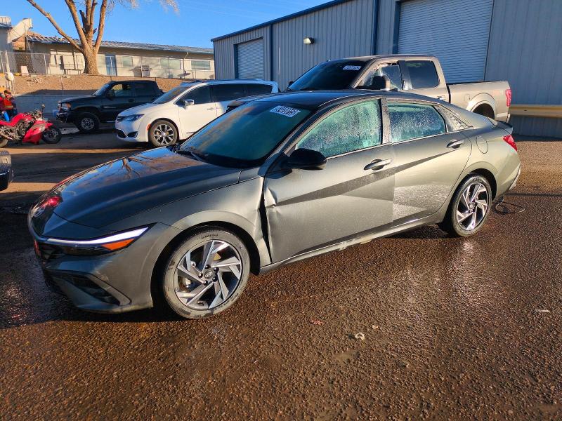 2025 HYUNDAI ELANTRA SE — VIN KMHLM4DG1SU018305