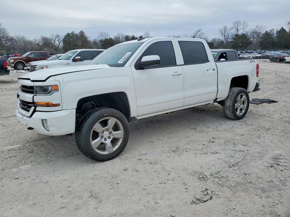 2017 CHEVROLET SILVERADO — VIN 3GCUKREC4HG173904