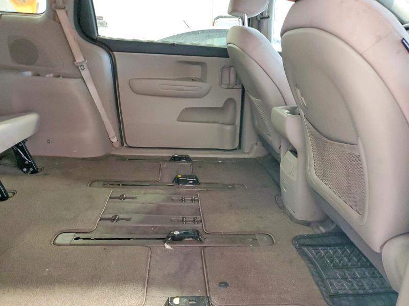 KNDMB5C1XG6125835