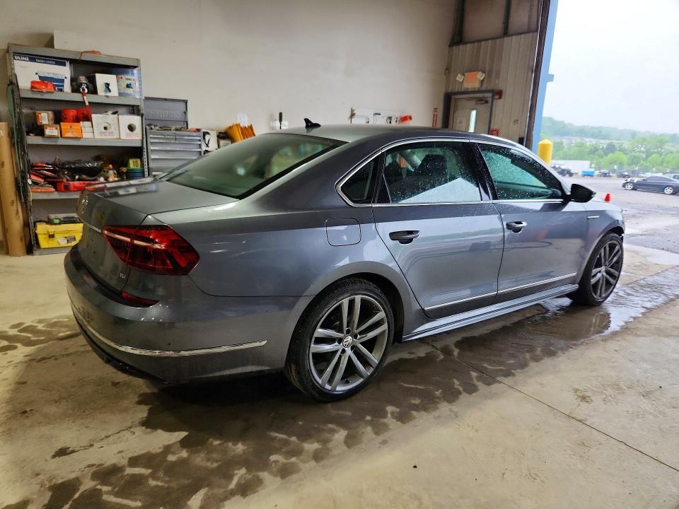 1VWDT7A34HC035142