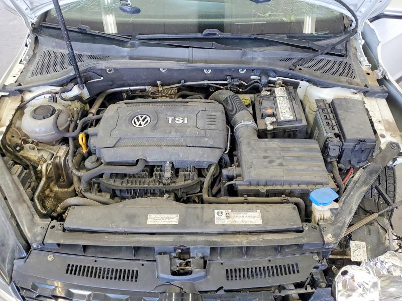 3VWM17AU1JM759437