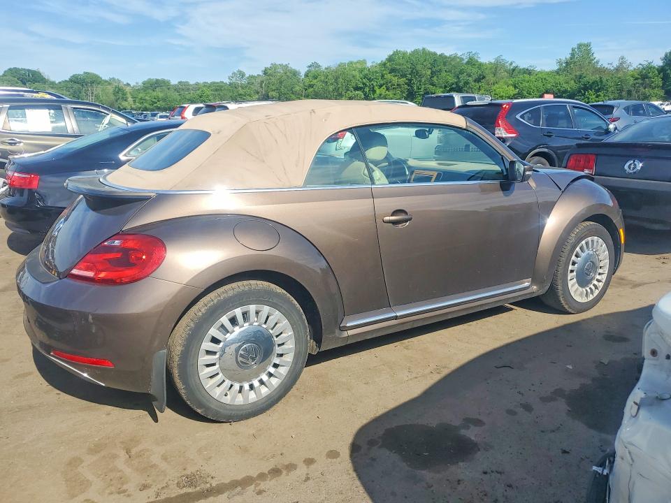 3VW517AT0FM821283