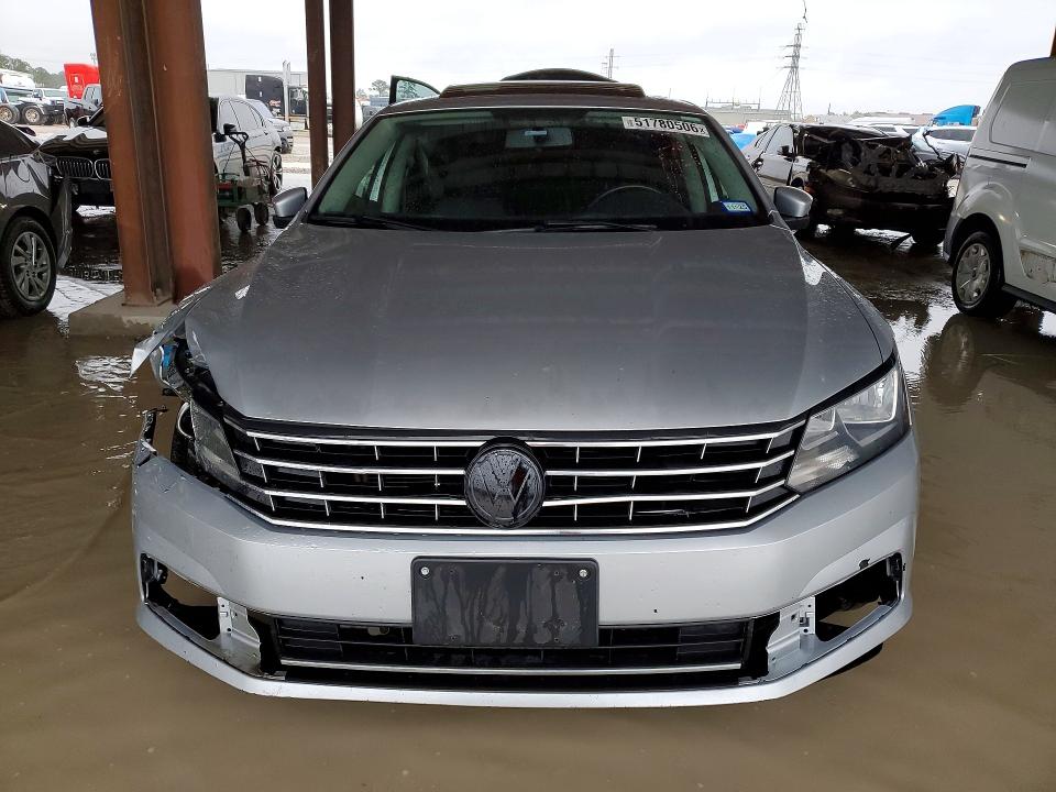 1VWLA7A34KC014008