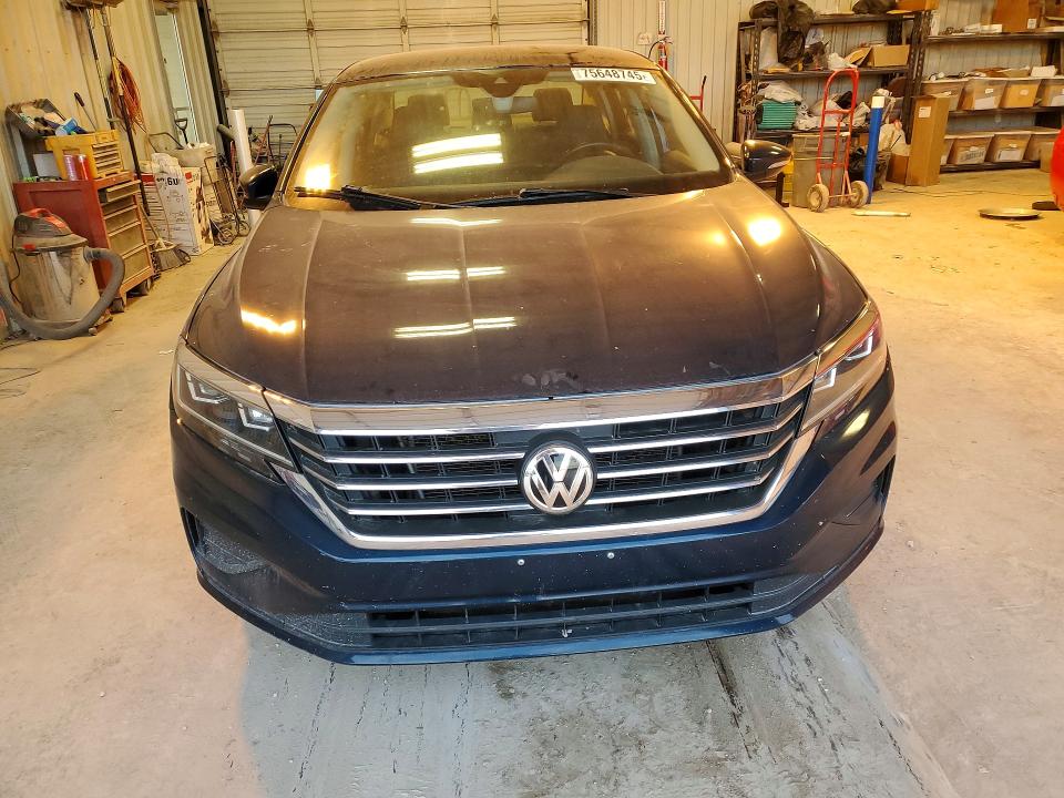 1VWSA7A31LC009636