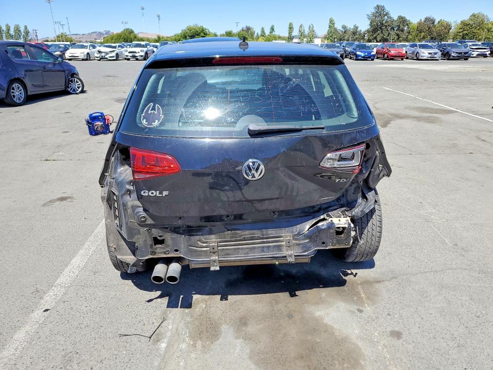 3VW2A7AU1FM047640