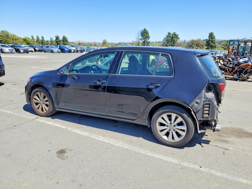 3VW2A7AU1FM047640
