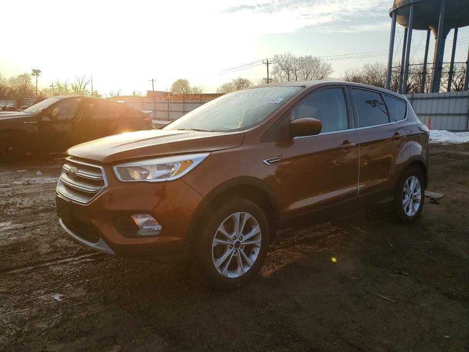 2017 FORD ESCAPE — VIN 1FMCU0GD1HUA37200